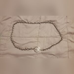 Michael Kohrs chain belt